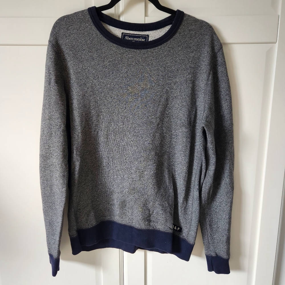 ABERCROMBIE & FITCH Gray charcoal crewneck sweater Size M